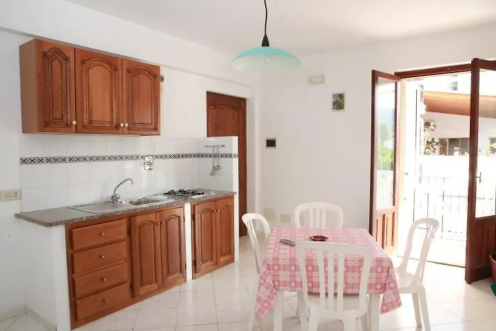 Baia Unci Apartment Canneto  Italy