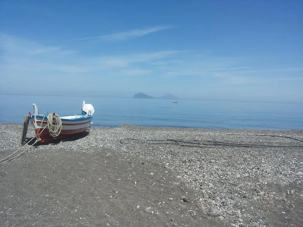 Baia Unci Apartment Canneto  Italy