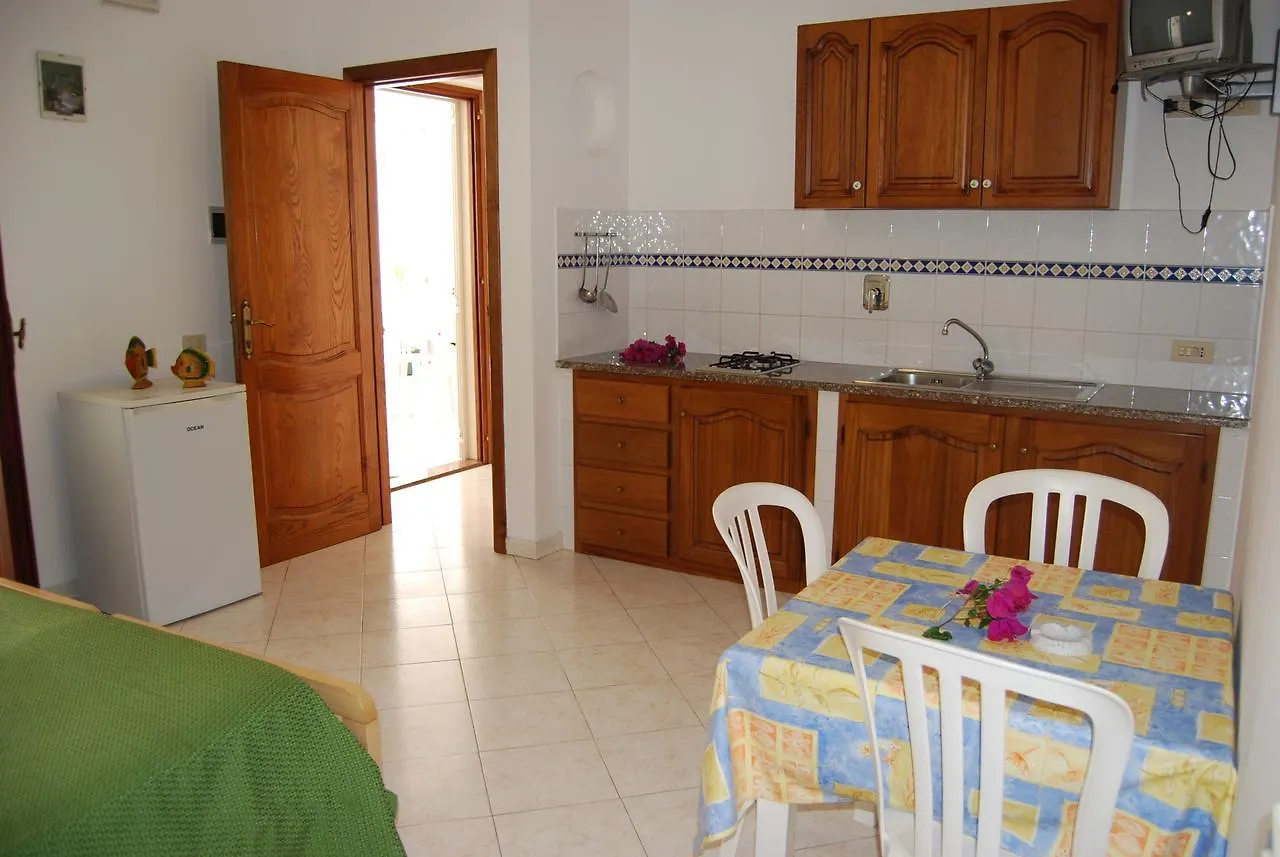 Baia Unci Apartment Canneto  Italy