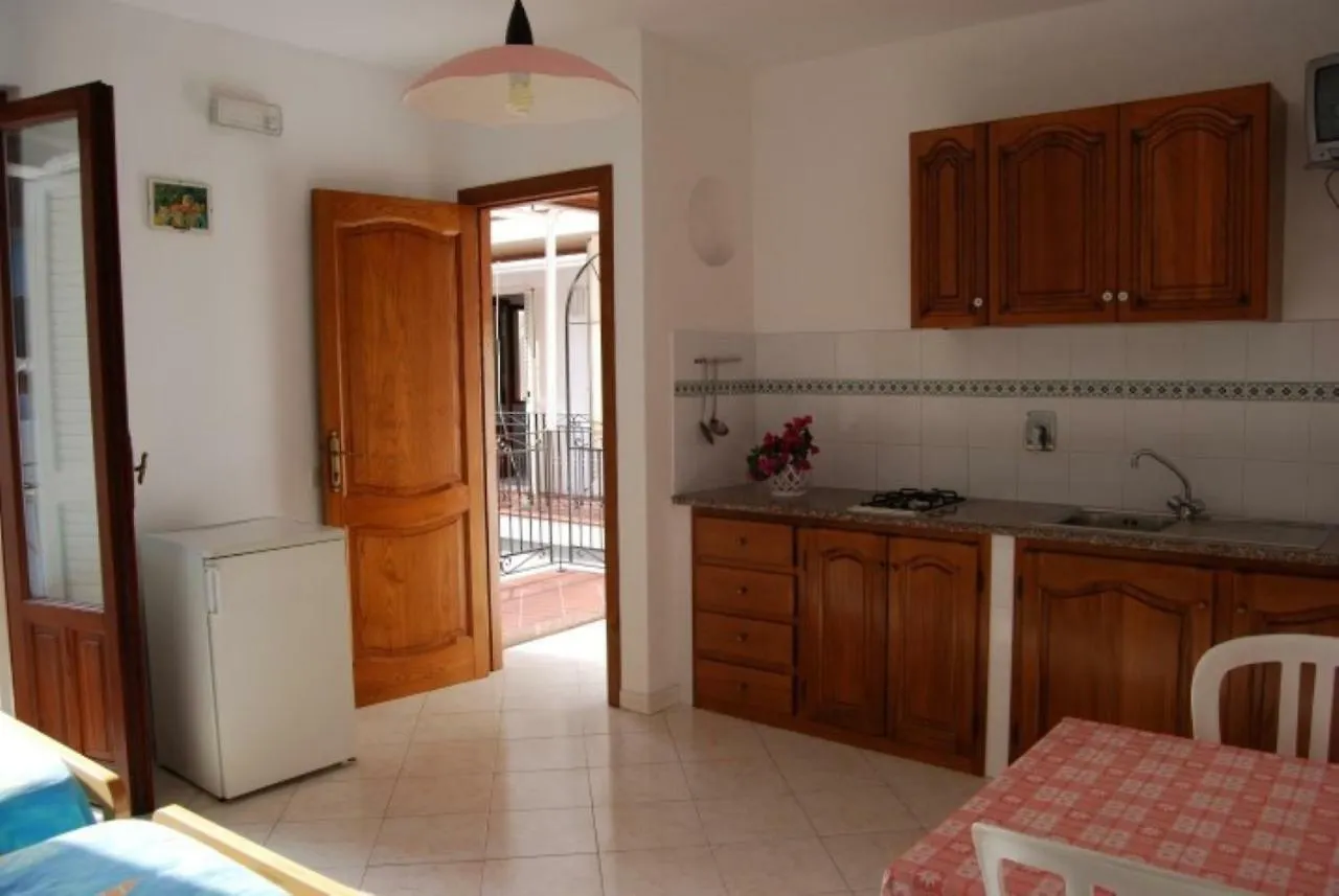 Baia Unci Apartment Canneto   Canneto (Lipari)